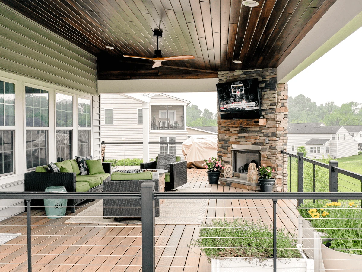 Custom deck construction — Washington DC